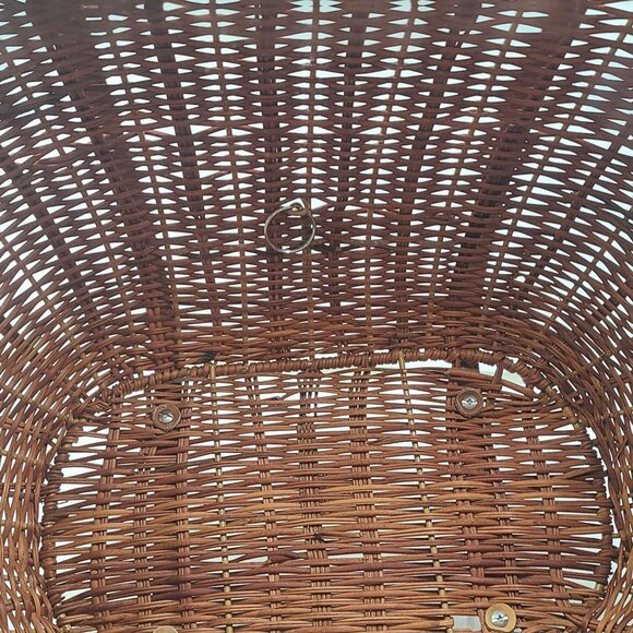 Pet Cruiser Wicker Cruiser™ Pet Bicycle Basket - Picture 10 of 12